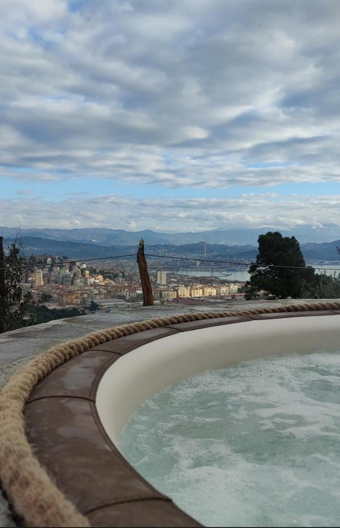 Agriturismo Belvedere 9 La Spezia Dış mekan fotoğraf